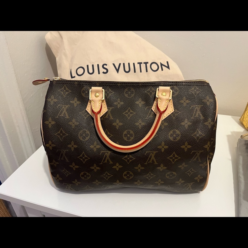Louis Vuitton Speedy 30